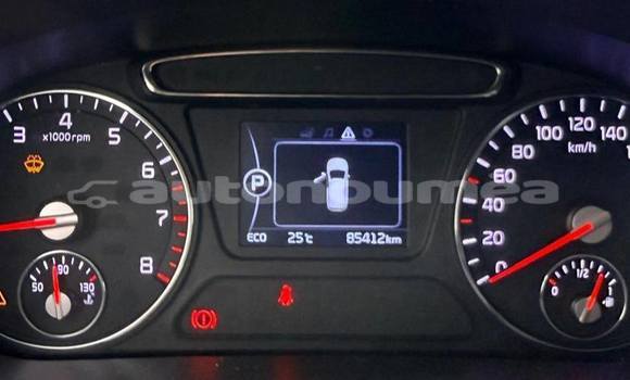 Buy Used Kia Sorrento Silver Car in Noumea in Sud Buy Used Kia Sorrento Silver Car in Noumea in Sud