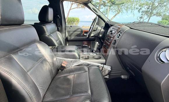 Buy Used Ford F–150 Silver Car in Noumea in Sud Buy Used Ford F–150 Silver Car in Noumea in Sud
