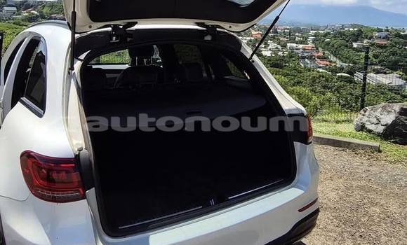 Acheter Occasion Voiture Mercedes-Benz AMG GLC Blanc à Noumea, Sud Acheter Occasion Voiture Mercedes-Benz AMG GLC Blanc à Noumea, Sud