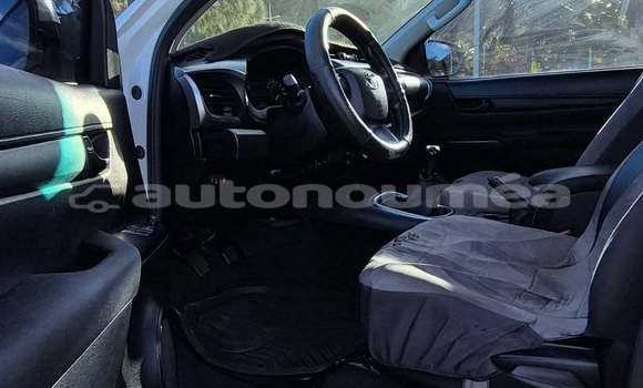 Acheter Occasion Voiture Toyota Hilux Blanc à Noumea, Sud Acheter Occasion Voiture Toyota Hilux Blanc à Noumea, Sud