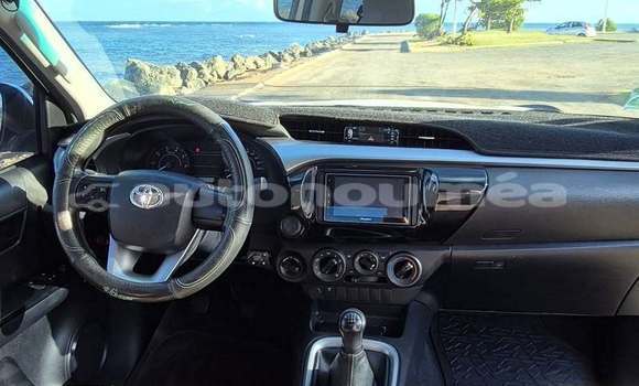 Acheter Occasion Voiture Toyota Hilux Blanc à Noumea, Sud Acheter Occasion Voiture Toyota Hilux Blanc à Noumea, Sud