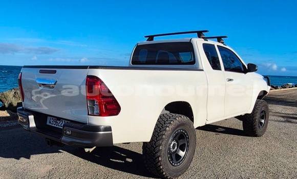 Acheter Occasion Voiture Toyota Hilux Blanc à Noumea, Sud Acheter Occasion Voiture Toyota Hilux Blanc à Noumea, Sud