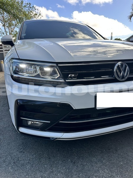 Big with watermark volkswagen tiguan sud noumea 5053