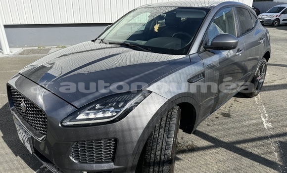 Acheter Occasion Voiture Jaguar E-Pace Gris à Noumea, Sud Acheter Occasion Voiture Jaguar E-Pace Gris à Noumea, Sud