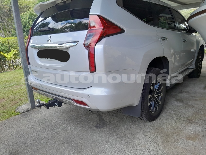 Big with watermark mitsubishi pajero sport sud noumea 5057