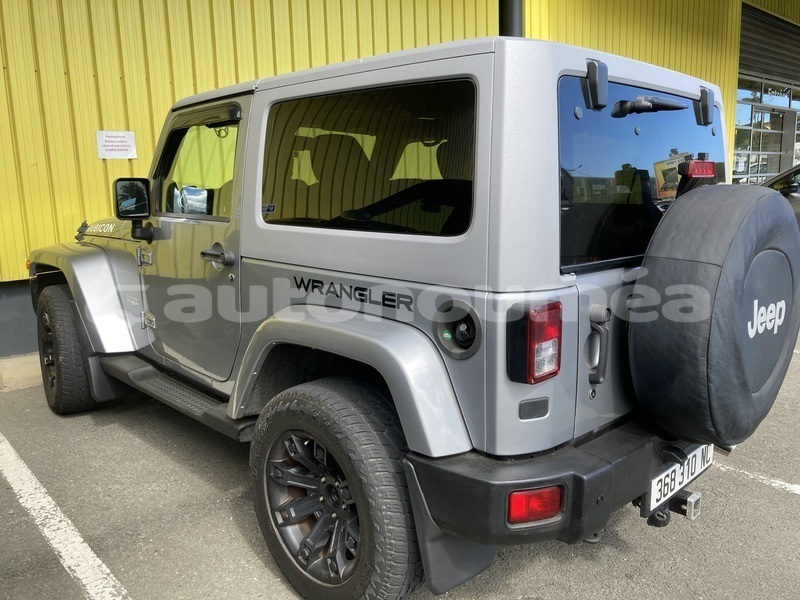 Big with watermark jeep wrangler sud noumea 5058