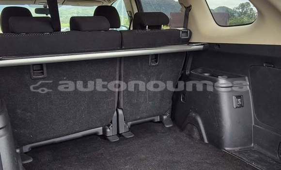 Buy Used Mitsubishi Outlander White Car in Noumea in Sud Buy Used Mitsubishi Outlander White Car in Noumea in Sud