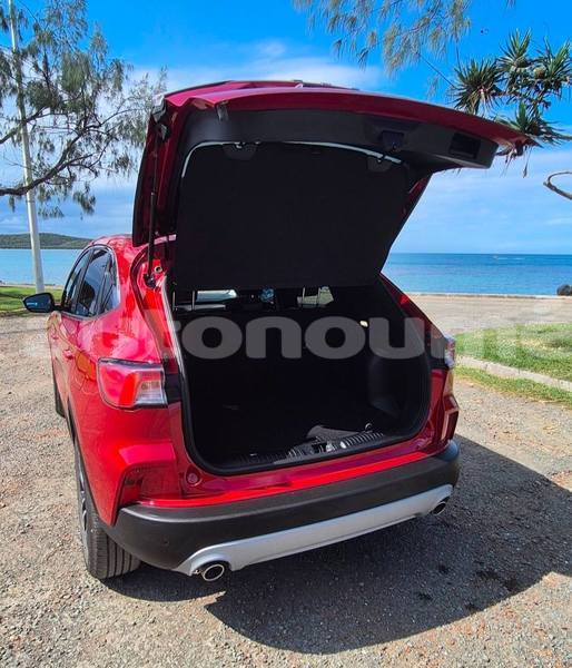 Big with watermark ford kuga sud noumea 5064