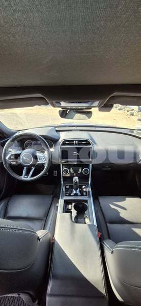 Big with watermark jaguar xe sud noumea 5065
