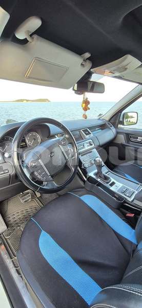 Big with watermark land rover range rover sud noumea 5066