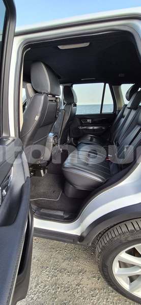 Big with watermark land rover range rover sud noumea 5066