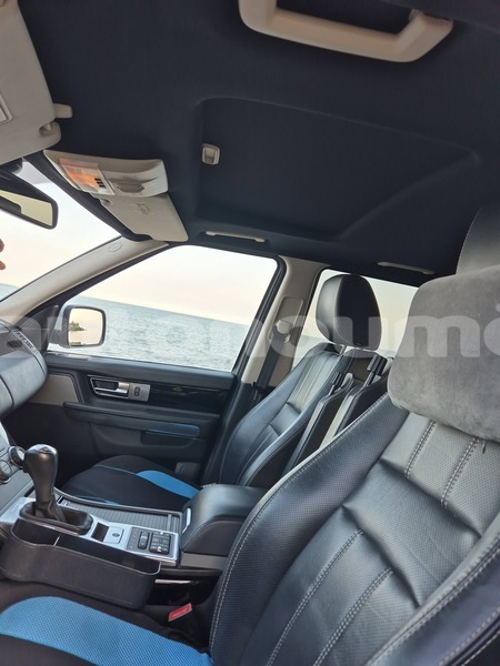 Big with watermark land rover range rover sud noumea 5066