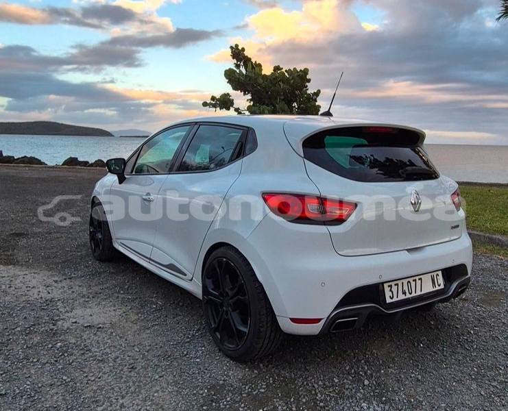 Big with watermark renault clio rs sud noumea 5067
