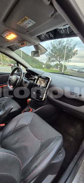 Big with watermark renault clio rs sud noumea 5067