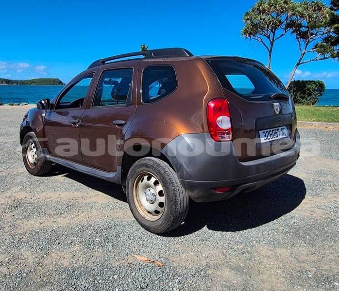 Big with watermark dacia duster sud noumea 5069