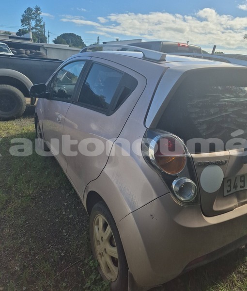 Big with watermark chevrolet spark sud noumea 5074