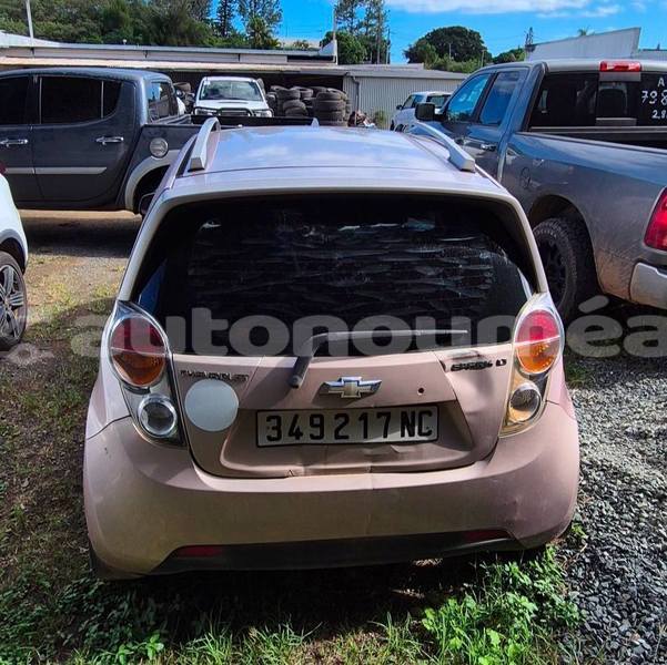 Big with watermark chevrolet spark sud noumea 5074
