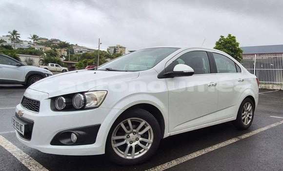 Acheter Occasion Voiture Chevrolet Aveo Blanc à Noumea, Sud Acheter Occasion Voiture Chevrolet Aveo Blanc à Noumea, Sud