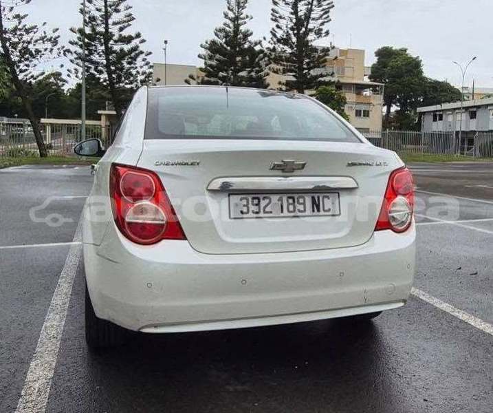 Big with watermark chevrolet aveo sud noumea 5075