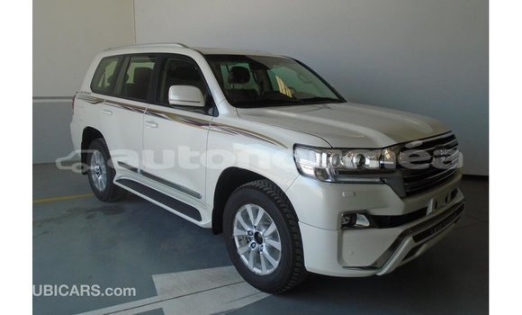 Acheter Import Voiture Toyota Land Cruiser Autre à Import - Dubai, Iles Acheter Import Voiture Toyota Land Cruiser Autre à Import - Dubai, Iles