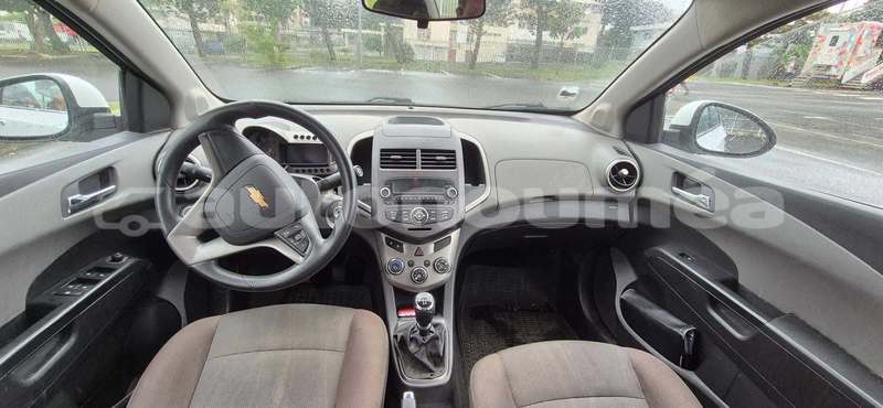 Big with watermark chevrolet aveo sud noumea 5075
