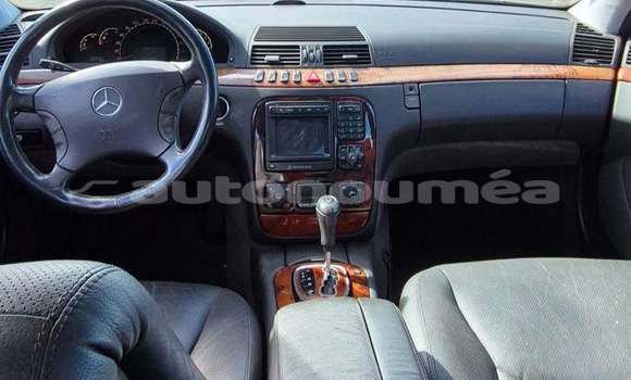 Buy Used Mercedes-Benz S–Class Silver Car in Noumea in Sud Buy Used Mercedes-Benz S–Class Silver Car in Noumea in Sud