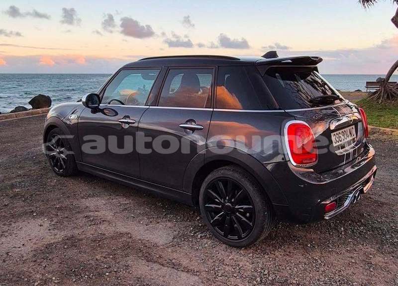 Big with watermark mini cooper sud noumea 5079