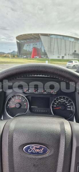 Big with watermark ford f 150 sud noumea 5084