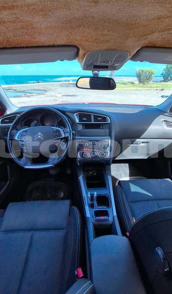 Big with watermark citroen c4 sud noumea 5089