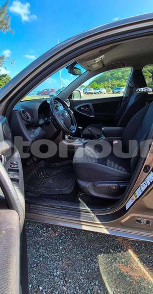 Big with watermark toyota rav4 sud noumea 5090