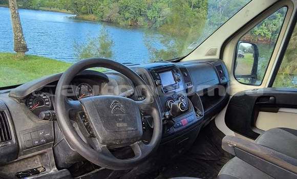 Buy Used Citroen Jumper White Truck in Noumea in Sud Buy Used Citroen Jumper White Truck in Noumea in Sud