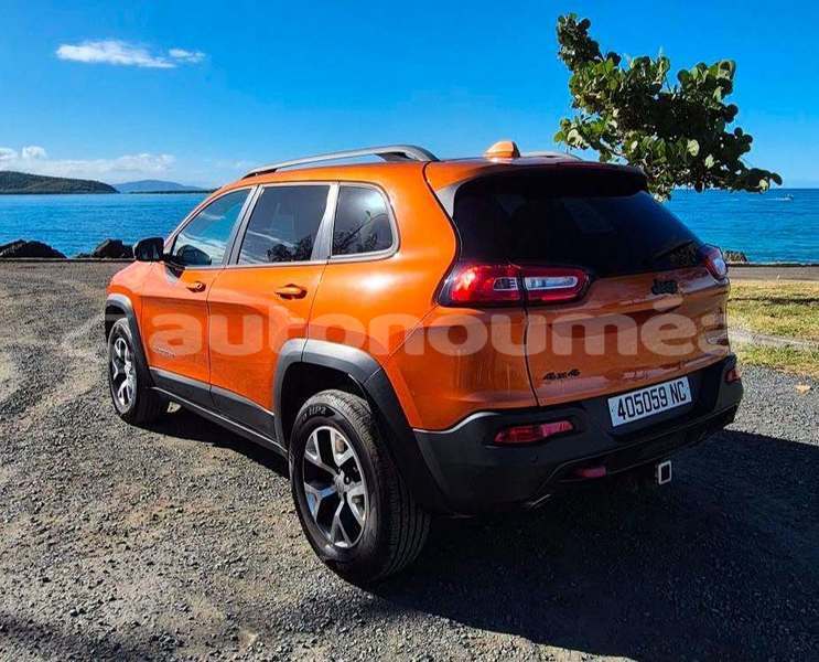 Big with watermark jeep cherokee sud noumea 5094