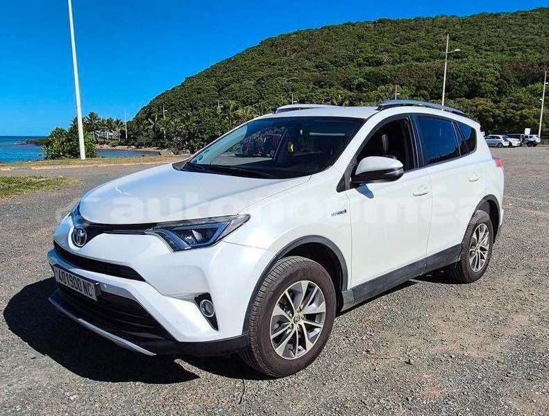 Big with watermark toyota rav4 sud noumea 5095