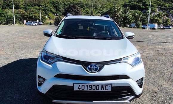 Acheter Occasion Voiture Toyota RAV4 Blanc à Noumea, Sud Acheter Occasion Voiture Toyota RAV4 Blanc à Noumea, Sud