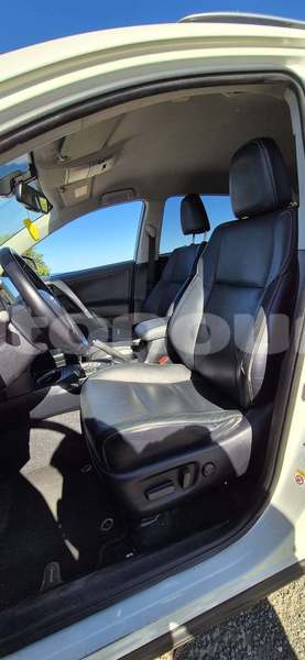 Big with watermark toyota rav4 sud noumea 5095
