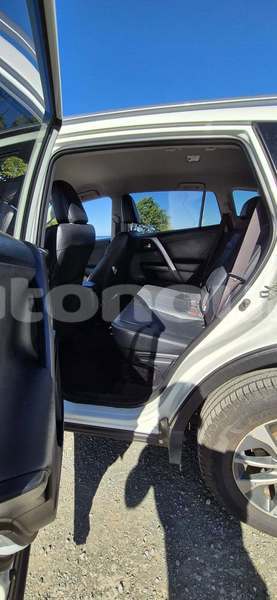 Big with watermark toyota rav4 sud noumea 5095