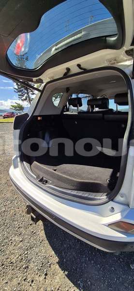 Big with watermark toyota rav4 sud noumea 5095