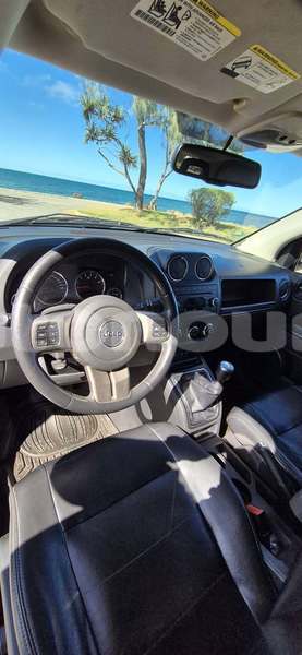 Big with watermark jeep compass sud noumea 5096