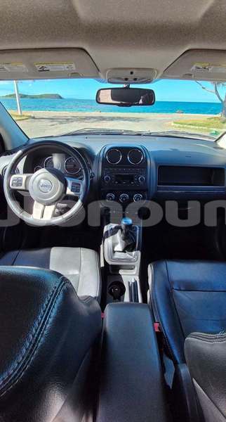 Big with watermark jeep compass sud noumea 5096