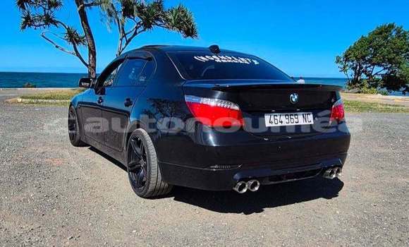 Buy Used BMW 5–Series Black Car in Noumea in Sud Buy Used BMW 5–Series Black Car in Noumea in Sud