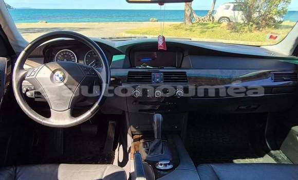 Buy Used BMW 5–Series Black Car in Noumea in Sud Buy Used BMW 5–Series Black Car in Noumea in Sud