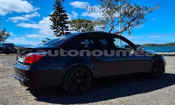 Buy Used BMW 5–Series Black Car in Noumea in Sud Buy Used BMW 5–Series Black Car in Noumea in Sud