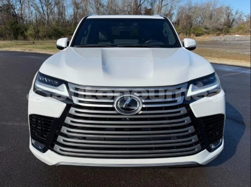 Big with watermark lexus lx sud moindou 5102