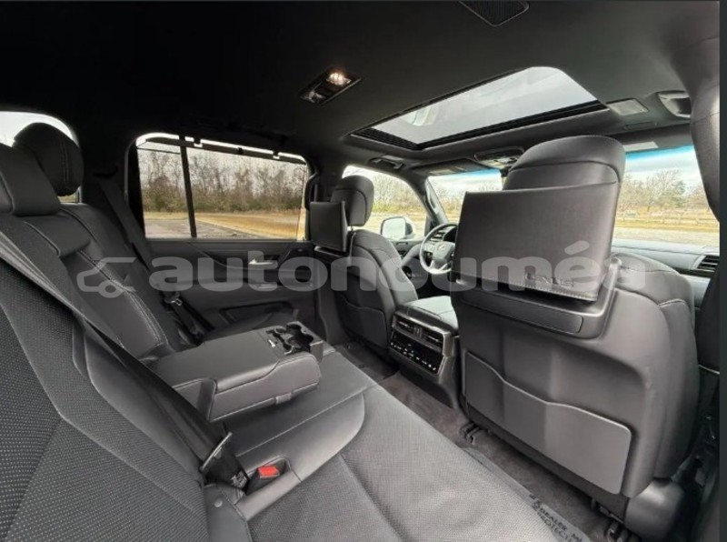 Big with watermark lexus lx sud moindou 5102