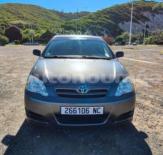 Big with watermark toyota corolla sud noumea 5103