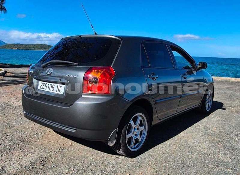 Big with watermark toyota corolla sud noumea 5103
