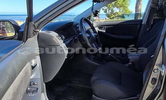 Buy Used Toyota Corolla Silver Car in Noumea in Sud Buy Used Toyota Corolla Silver Car in Noumea in Sud