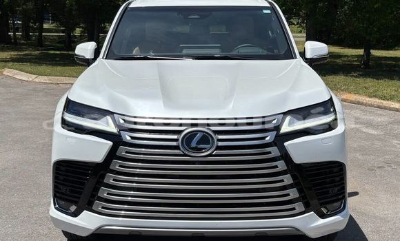 Acheter Occasion Voiture Lexus LX Blanc à Bouloupari, Sud Acheter Occasion Voiture Lexus LX Blanc à Bouloupari, Sud