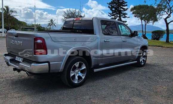 Buy Used Dodge RAM Silver Car in Noumea in Sud Buy Used Dodge RAM Silver Car in Noumea in Sud