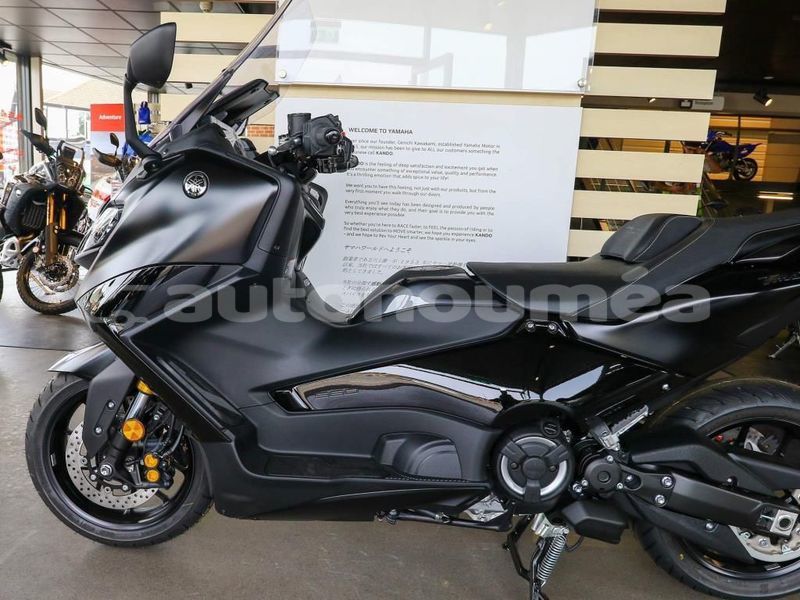 Big with watermark yamaha tmax sud bourail 5108